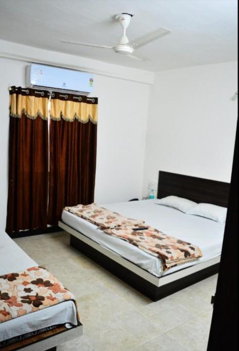Hotel Bholenath Ujjain Eksteriør billede