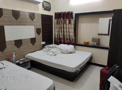 Hotel Bholenath Ujjain Eksteriør billede